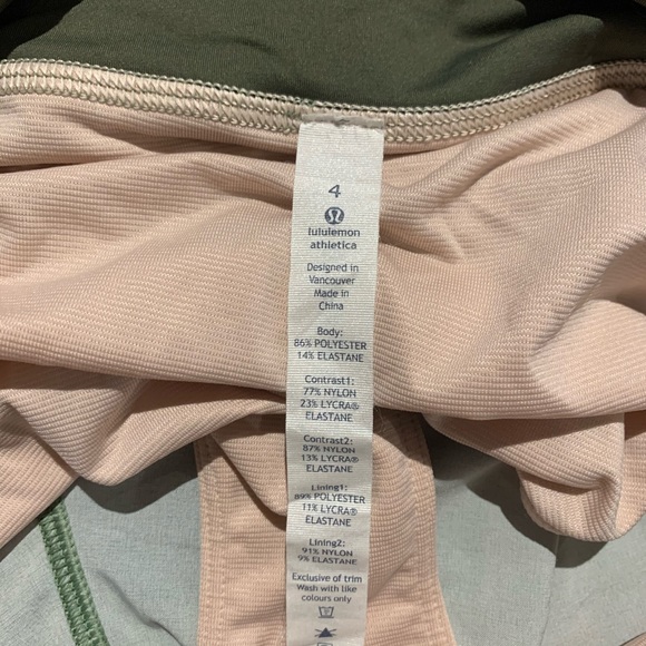 LULULEMON - Running Short - Size 4 - Picture 6 of 6